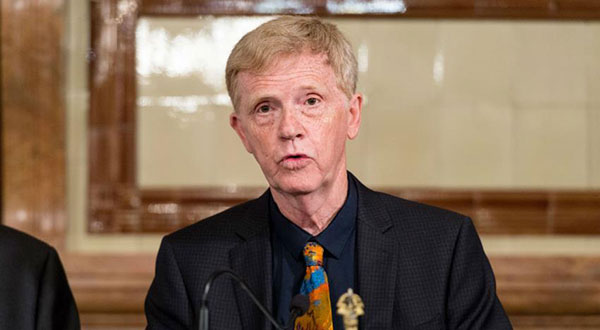 Former UK Envoy Says Bahrain all but a US, Saudi Colony Former UK Envoy Says Bahrain all but a US, Saudi Colony